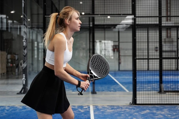 Pádel — Saque al pico en pádel: cómo usarlo para ganar la red sin regalar el resto