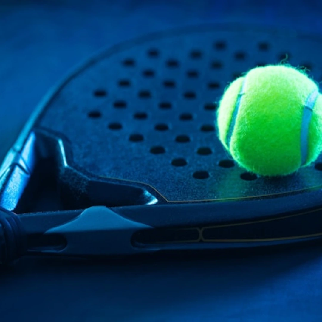 Pádel — Remate por 3 en pádel: técnica, cuándo intentarlo y errores que lo regalan