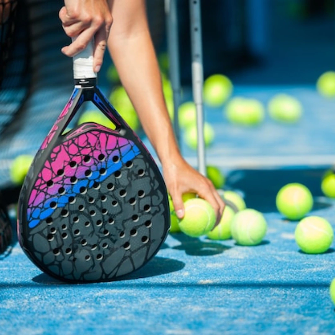 Pádel — Bola baja en pádel: cómo levantarla sin regalar la red